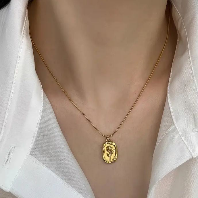 Bloom Pendant