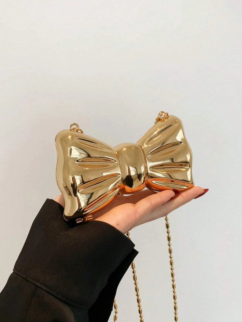 Mini Bow clutch