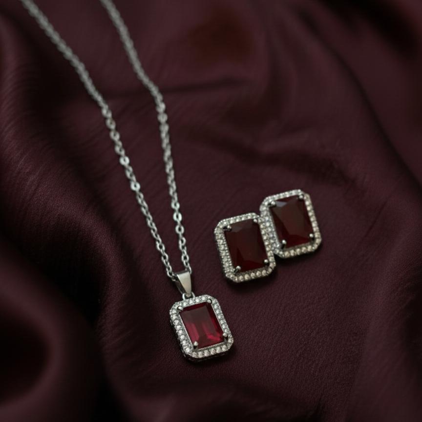Crimson Halo Pendant & Stud Set