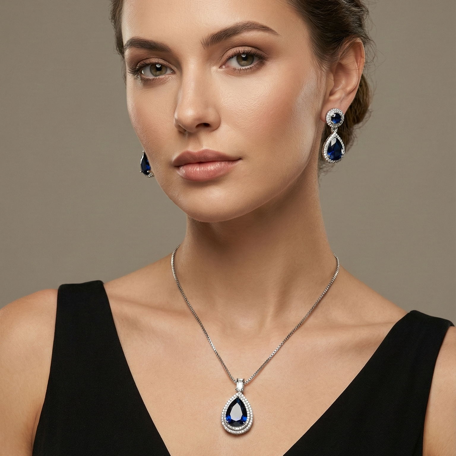 Sapphire Blue Zircon Necklace Set