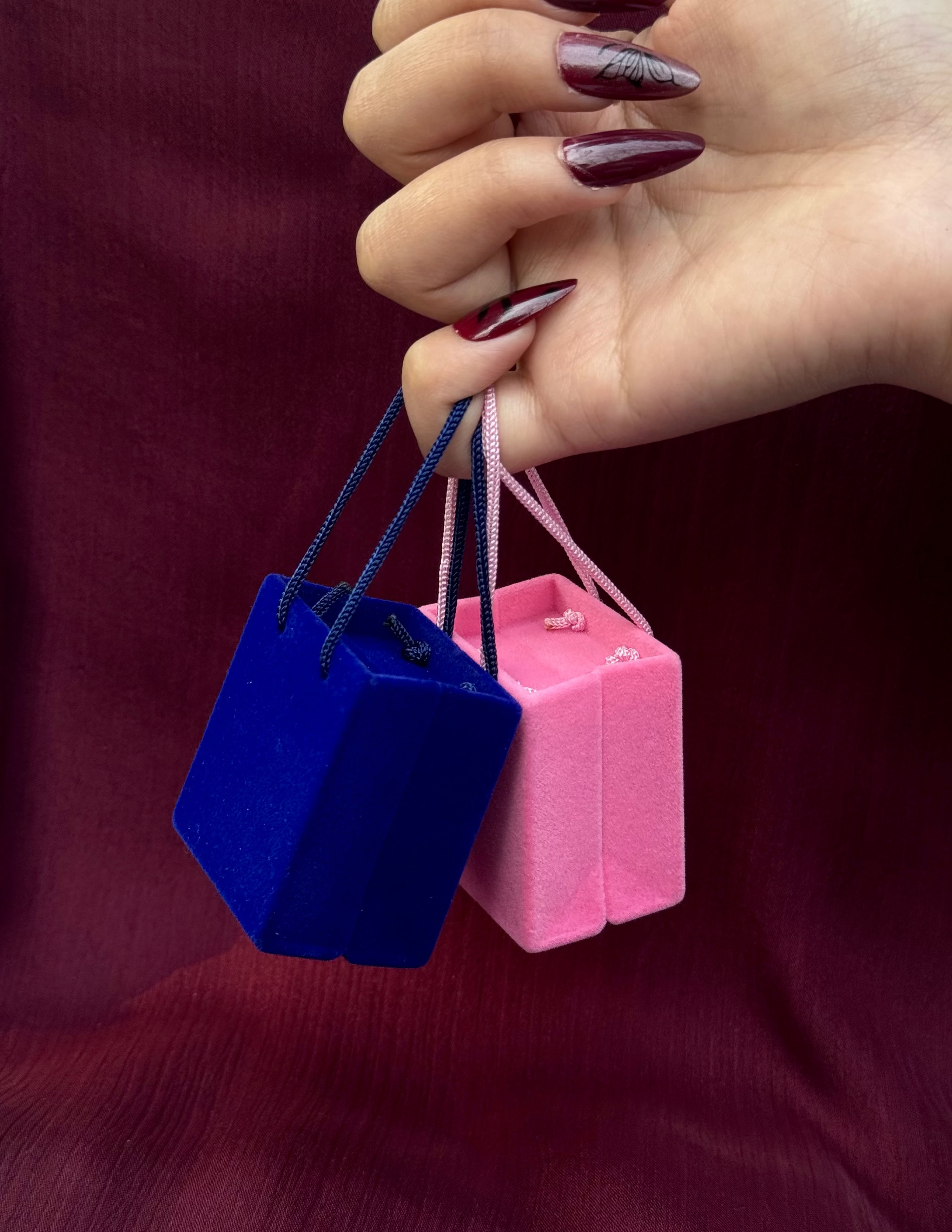 Silver Sovereign adjustable